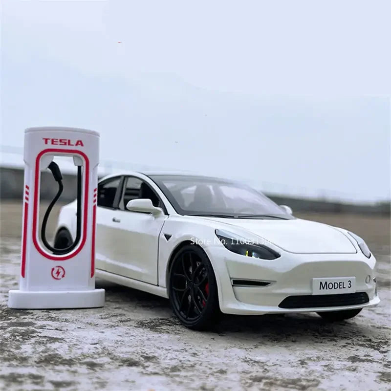 1:24 Model 3 Car Toys Alloy Diecasts Metal Vehicles Car Model With Sound Light Vehicle Toys For Children Gifts Collection
