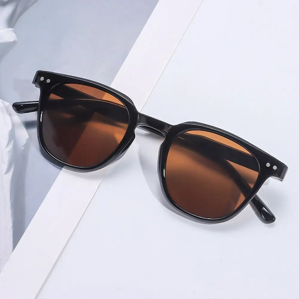 Vintage Square Sunglasses Women's Fashion Oversized Sunglasses Men Shades Black Sun Glasses UV400 Eyewear