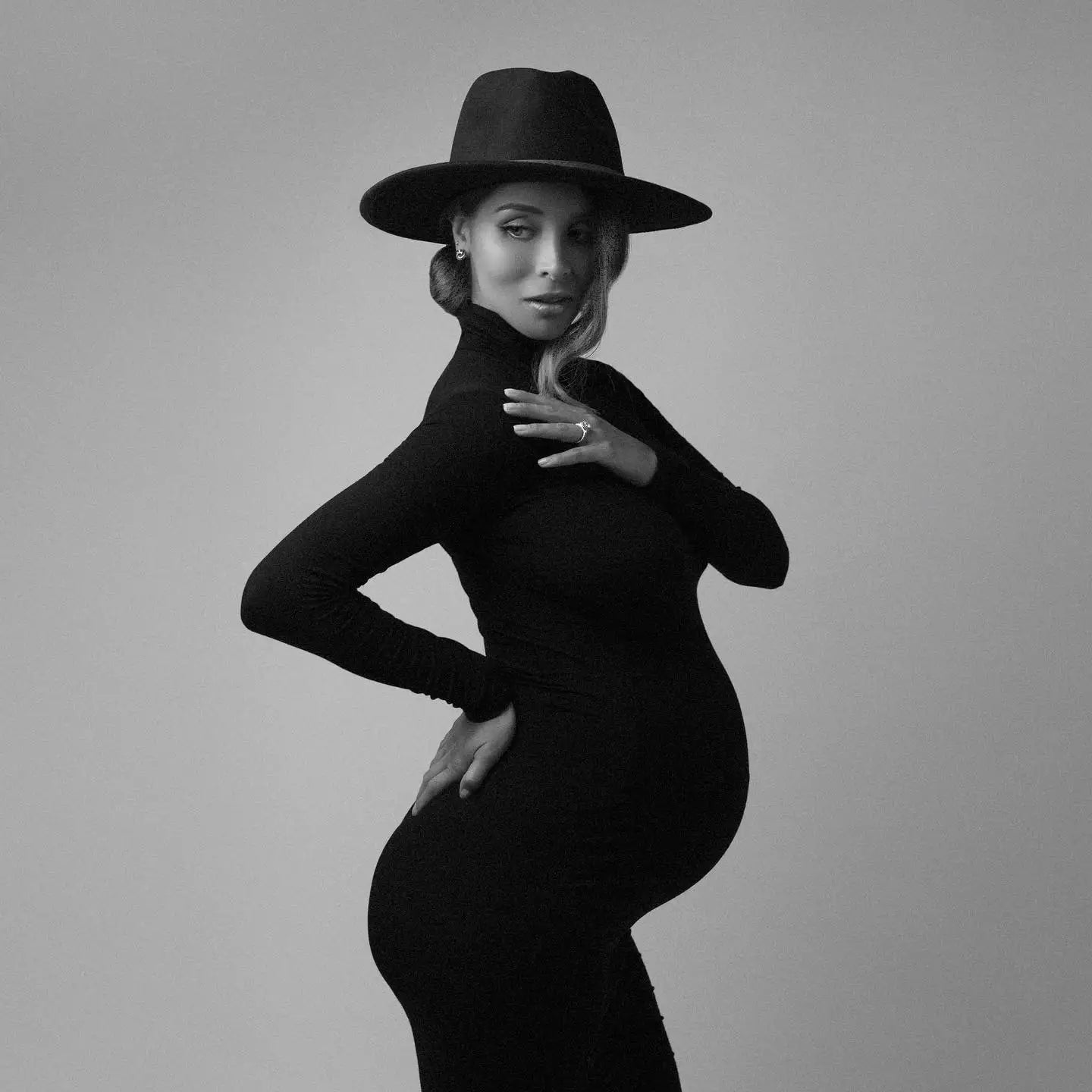 Maternity DressesStylish Maternity Dress for Baby Shower Elegant High Neck Long Sleeve Dress for Pregnancy Photoshoots