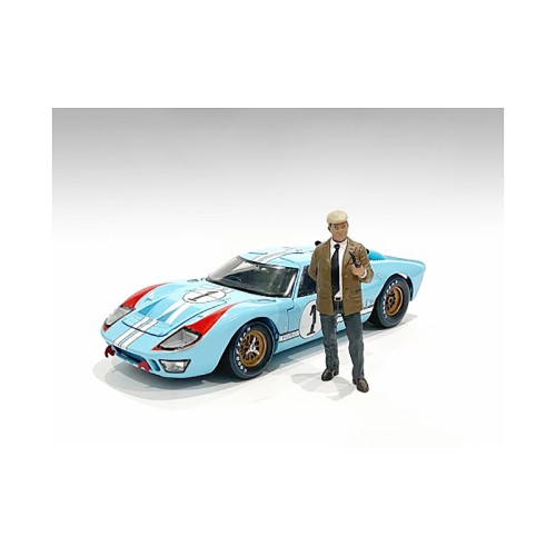'Race Day 2' Figurine III for 1/24 Scale Models by American Diorama