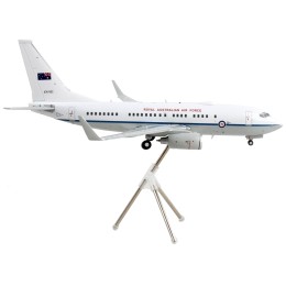 Boeing 737-700 Transport Aircraft 'Royal Australian Air Force - A36-002' White and Gray 'Gemini 200' Series 1/200 Diecast Model Airplane by GeminiJets