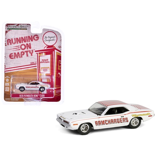 1970 Plymouth Hemi Barracuda 'Ramchargers' White with Red Stripes 'Running on Empty' Series 17 1/64 Diecast Model Car by Greenlight