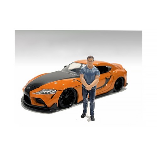 'Car Meet 3' Figurine 4 for 1/24 Scale Models by American Diorama