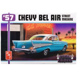 Skill 2 Model Kit 1957 Chevrolet Bel Air Street Machine 'Kustom Kruisers' 1/25 Scale Model by AMT