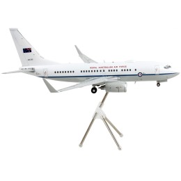 Boeing 737-700 Transport Aircraft 'Royal Australian Air Force - A36-001' White and Gray 'Gemini 200' Series 1/200 Diecast Model Airplane by GeminiJets