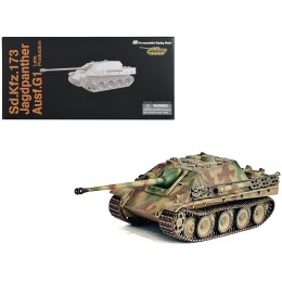 Germany Sd.Kfz.173 Jagdpanther Ausf.G1 Late Production Tank 'sPz.Jg.Abt.654 France' (1944) 'NEO Dragon Armor' Series 1/72 Plastic Model by Dragon Models