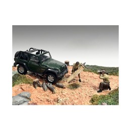 '4X4 Mechanics' 2 Piece Diecast Figure Set 4 for 1/43 Scale Models by American Diorama