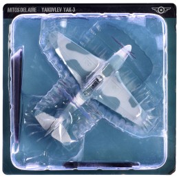Yakovlev Yak-3 Fighter Aircraft '14th GvIAP VVS of the Baltic Fleet Semen Rogovoy' Soviet Air Force (1944) 'Planes of World War II' Series 1/72 Diecast Model Airplane by Luppa