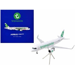 Airbus A320neo Commercial Aircraft 'Transavia Airlines' (F-GNEO) White with Green Tail 'Gemini 200' Series 1/200 Diecast Model Airplane by GeminiJets