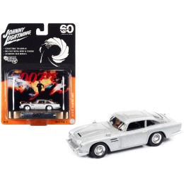 Aston Martin DB5 RHD (Right Hand Drive) Silver Metallic 007 (James Bond) 'GoldenEye' (1995) Movie with Collectible Tin Display 'Silver Screen Machines' Series 1/64 Diecast Model Car by Johnny Lightning