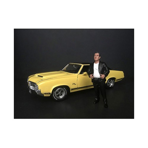 'Hanging Out II' Manuel Figurine for 1/18 Scale Models by American Diorama