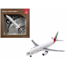 Airbus A300-600R Commercial Aircraft 'Emirates Airlines' (A6-EKC) White with Striped Tail 1/400 Diecast Model Airplane by GeminiJets