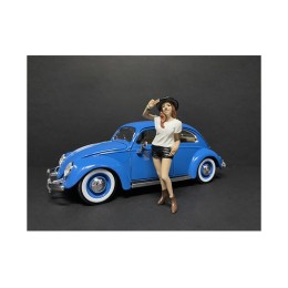 'Partygoers' Figurine I for 1/24 Scale Models by American Diorama