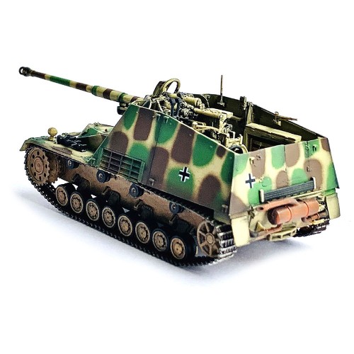 German Sd.Kfz.164 Hornisse 'Nashorn' Armored Vehicle 'German Army' 'NEO Dragon Armor' Series 1/72 Plastic Model by Dragon Models