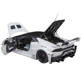 Lamborghini Huracan GT 'LB-Silhouette Works' White with Black 1/18 Model Car by Autoart