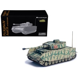 Germany Pz.Kpfw.IV Ausf.H with Schurzen Tank #624 '3.Pz.Div. Ukraine' (1943) 'NEO Dragon Armor' Series 1/72 Plastic Model by Dragon Models