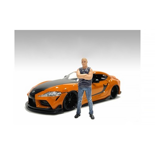 'Car Meet 3' Figure 1 for 1/18 Scale Models by American Diorama
