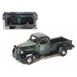 1941 Plymouth Pickup Green 1/24 Diecast Model Car by Motormax