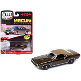 1971 Dodge Challenger R/T Dark Gold Metallic with Gold Vinyl Roof 'Mecum Auctions' Limited Edition to 2496 pieces Worldwide 'Premium' Series 1/64 Diecast Model Car by Auto World