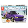 Skill 2 Model Kit 1995 GMC Sonoma SLS Pickup Truck with Snowboard and Boots 1/25 Scale Model by AMT