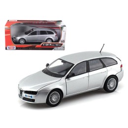 Alfa Romeo 159 SW Silver 1/24 Diecast Car Model by Motormax