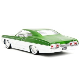 1967 Chevrolet Impala SS Green Metallic and White with White Interior 'Bigtime Muscle' Series 1/24 Diecast Model Car by Jada