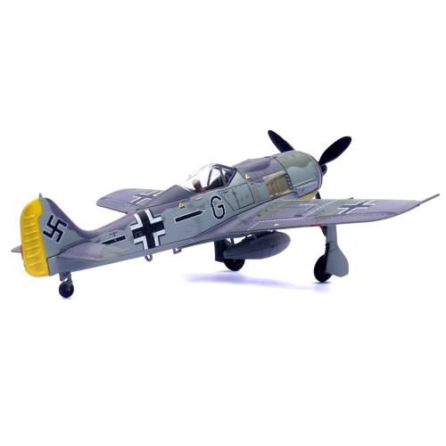 Focke-Wulf Fw 190A Aircraft '14-Victory Ace Hauptmann Wilhelm Gath Stab/JG 26 Schlageter France' (1942) German Luftwaffe 1/72 Diecast Model Airplane by Legion