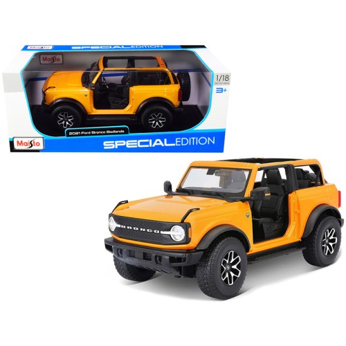 2021 Ford Bronco Badlands Orange Metallic 'Special Edition' 1/18 Diecast Model Car by Maisto