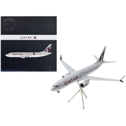 Boeing 737 MAX 8 Commercial Aircraft 'Qatar Airways' Gray and White with Tail Graphics 'Gemini 200' Series 1/200 Diecast Model Airplane by GeminiJets