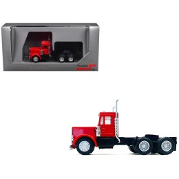 Peterbilt Short Day Cab Red 1/87 (HO) Plastic Model Car by Promotex