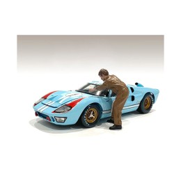 'Race Day 1' Figurine V for 1/18 Scale Models by American Diorama