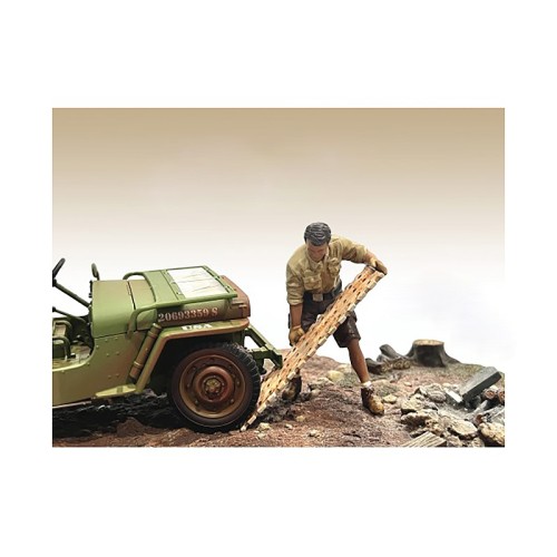 '4X4 Mechanic' Figure 8 with Board Accessory for 1/18 Scale Models by American Diorama