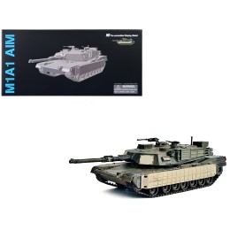 United States M1A1 AIM TUSK Tank '1-4 Cav 'Quarterhorse' 1st Infantry Division Iraq' (2004) 'NEO Dragon Armor' Series 1/72 Plastic Model by Dragon Models