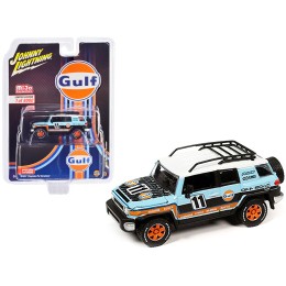 2007 Toyota FJ Cruiser #11 Light Blue 'Gulf Oil' with Roofrack Limited Edition to 6000 pieces Worldwide 1/64 Diecast Model Car by Johnny Lightning